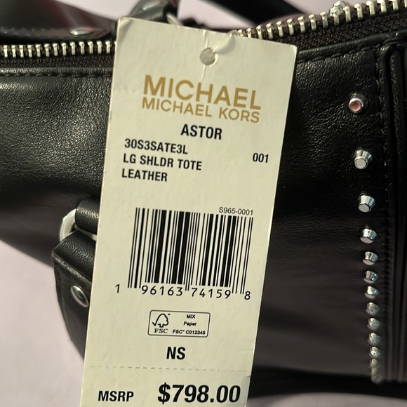 BNWT Michael Kors Astor Large Shoulder Tote. Black leather, silver studded. - Picture 3 of 8